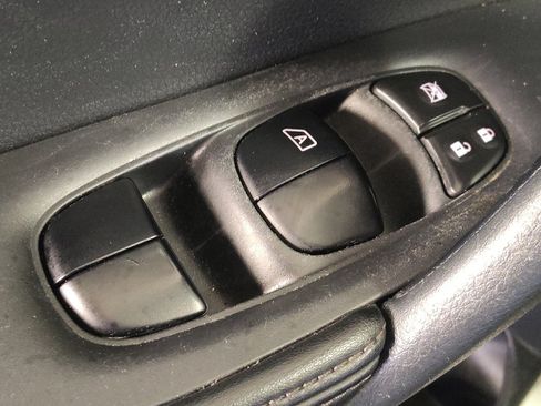 Used 2020 Nissan Rogue SL AWD/4WD image 27
