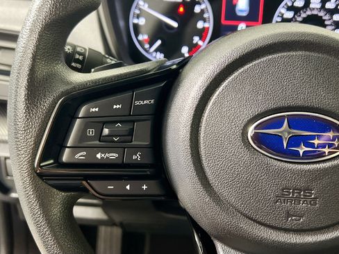 Used 2025 Subaru Crosstrek 2.0i Premium AWD/4WD image 9