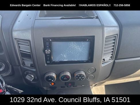 Used 2004 Nissan Titan SE image 21