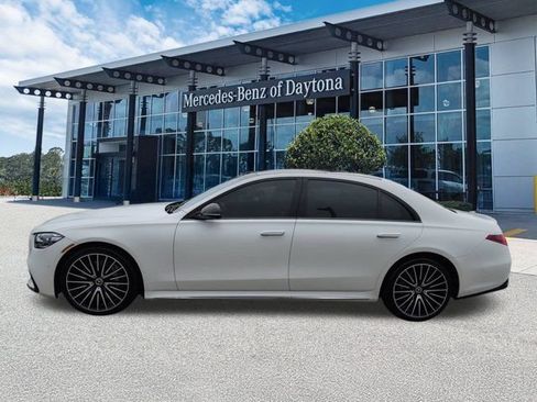 Certified 2023 Mercedes-Benz S 500 4MATIC image 7