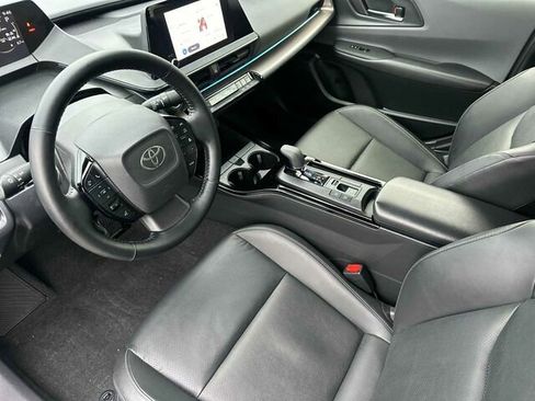 Used 2024 Toyota Prius XLE image 10