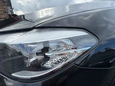 Used 2019 BMW 530e xDrive image 18