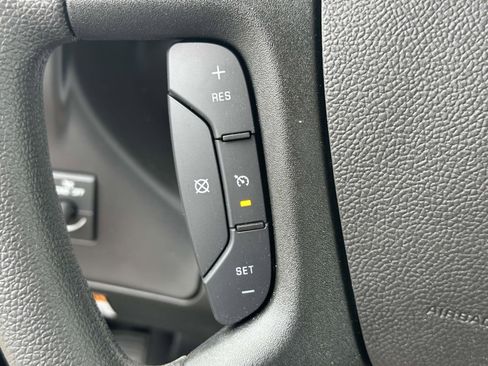 New 2025 Chevrolet Express 3500 w/ Power Convenience Package image 9