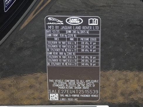 New 2026 Land Rover Defender 110 X-Dynamic SE image 36