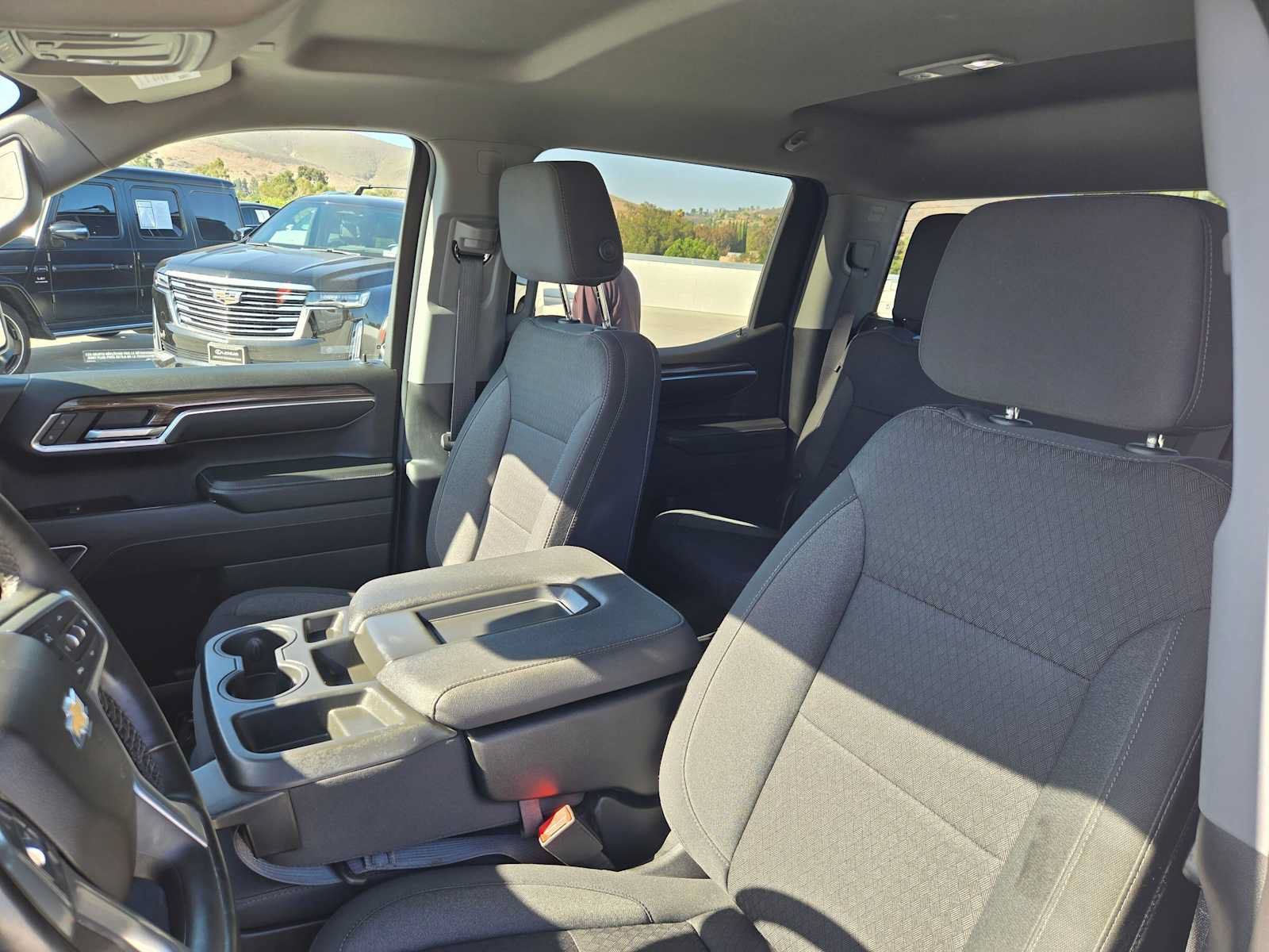 Used 2023 Chevrolet Silverado 1500 LT AWD/4WD image 21