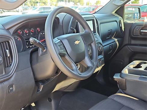 Used 2022 Chevrolet Silverado 1500 Custom image 14