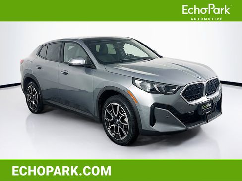 Used 2025 BMW X2 xDrive28i image 1