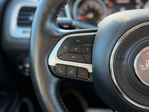 Used 2019 Jeep Compass Latitude w/ Popular Equipment Group image 12