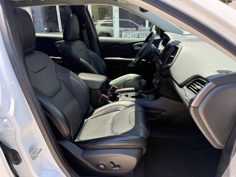 Used 2022 Jeep Cherokee Latitude Lux w/ Sun & Sound Group FWD image 15