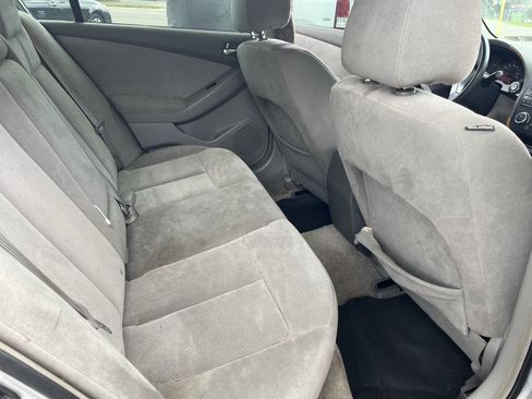 Used 2007 Nissan Altima 2.5 S FWD image 12