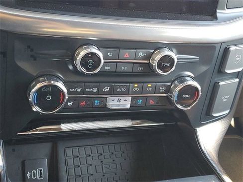 Used 2025 Ford F150 King Ranch image 24