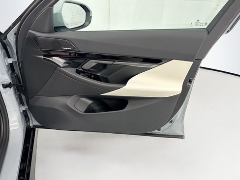 New 2026 BMW 530i w/ M Sport Package image 24