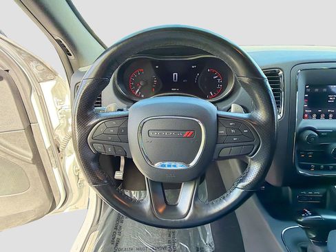 Used 2019 Dodge Durango GT image 39