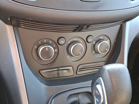 Used 2014 Ford Escape SE image 15