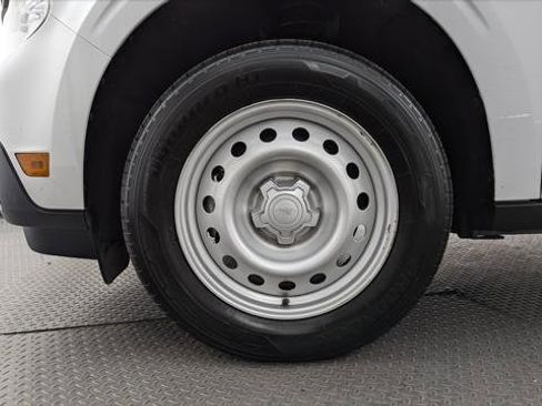 Used 2022 Ford Maverick XL image 28