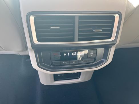 New 2026 Volkswagen Atlas SE AWD/4WD image 25