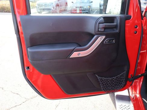 Used 2013 Jeep Wrangler Unlimited Sahara w/ Connectivity Group image 25