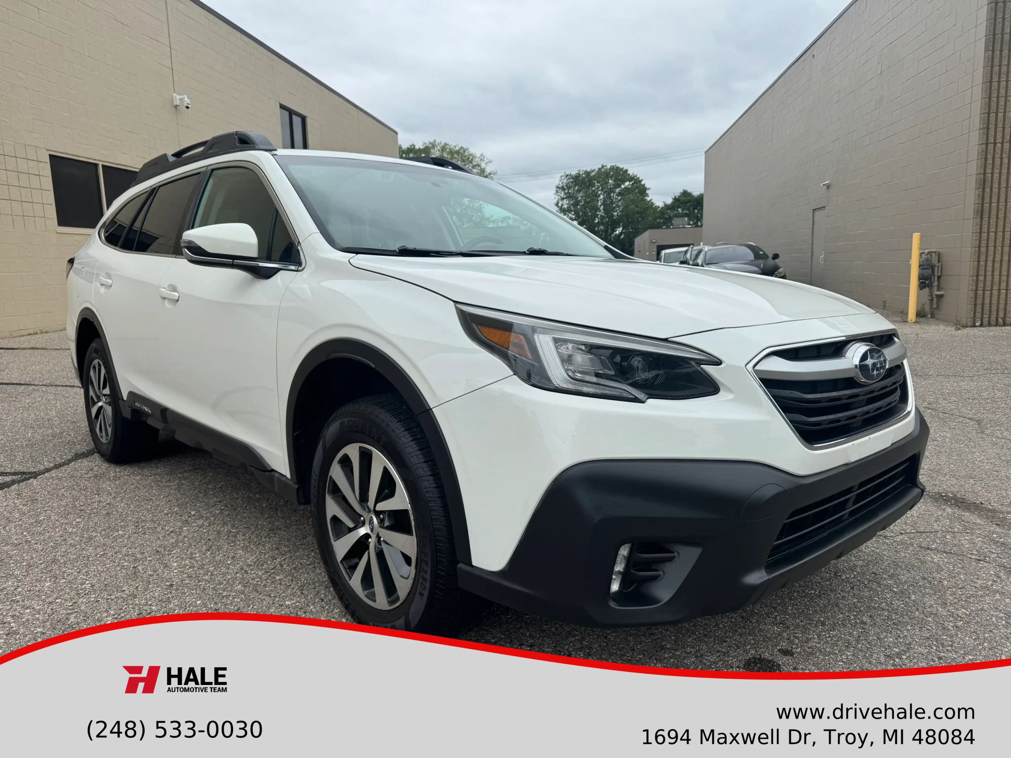 Used 2020 Subaru Outback Premium AWD/4WD image 1