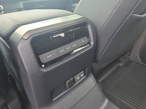 Used 2024 Toyota Land Cruiser image 15