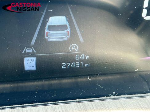 Used 2023 Kia Telluride EX w/ EX Captain's Chair Package FWD image 15