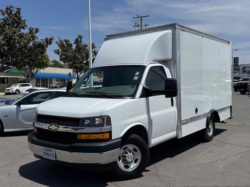 Used 2023 Chevrolet Express 3500 w/ Power Convenience Package RWD image 1