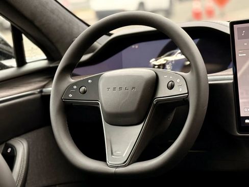 Used 2022 Tesla Model S Standard Range image 14