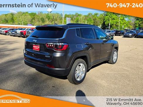Used 2022 Jeep Compass Latitude image 27