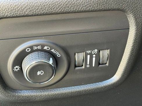 New 2026 Jeep Grand Cherokee L Limited AWD/4WD image 12