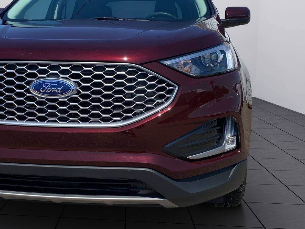 Used 2024 Ford Edge SEL w/ Convenience Package AWD/4WD image 13