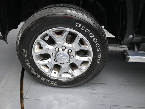 Used 2016 RAM 2500 Limited AWD/4WD image 18