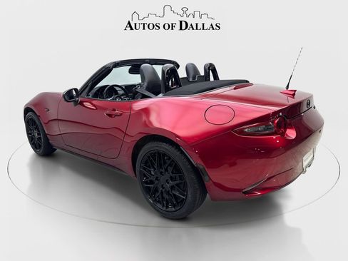 Used 2023 MAZDA MX-5 Miata Grand Touring RWD image 9