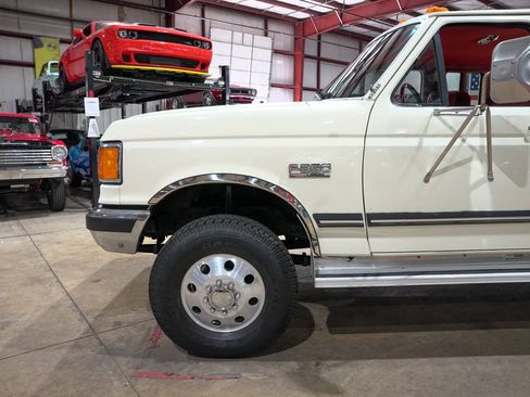 Used 1990 Ford F250 4x4 SuperCab image 3