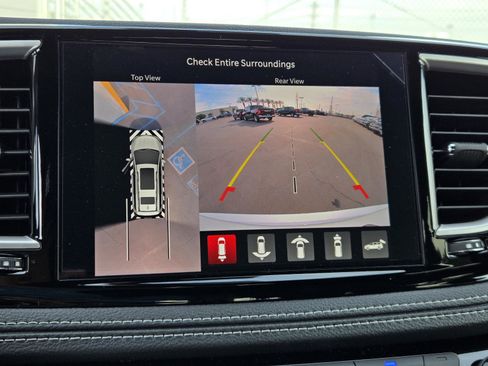 New 2026 Chrysler Pacifica Select image 8