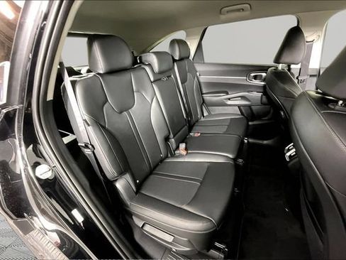 Certified 2026 Kia Sorento S FWD image 11