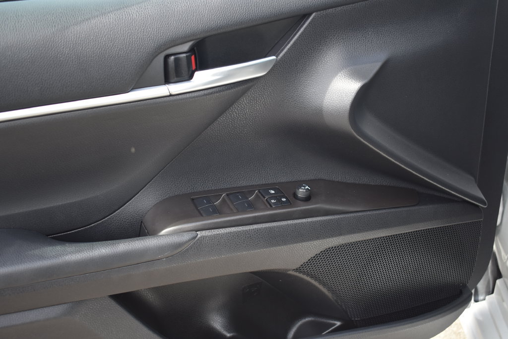 Used 2023 Toyota Camry SE FWD image 20