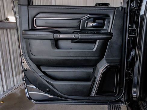 Used 2023 RAM 2500 Limited image 47