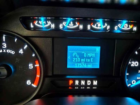 Used 2022 Ford F450 XL w/ Power Equipment Group image 19