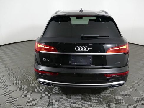 Used 2023 Audi Q5 2.0T Premium w/ Convenience Package AWD/4WD image 4