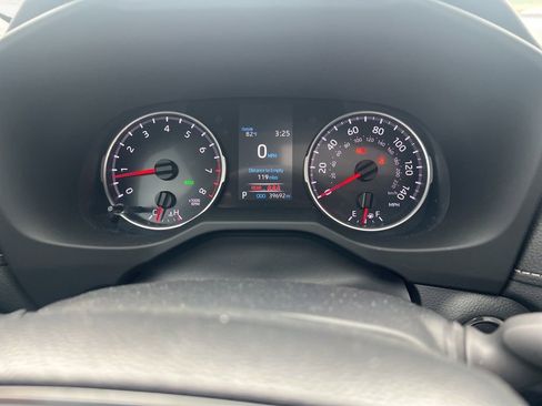 Used 2021 Toyota RAV4 XLE Premium AWD/4WD image 12