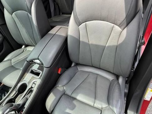 Used 2019 Buick Envision Premium w/ Driver Confidence Package AWD/4WD image 15