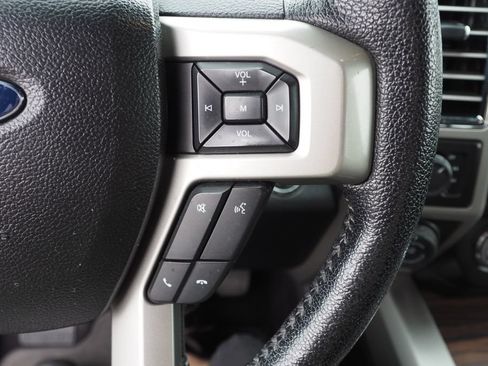 Used 2016 Ford F150 Lariat w/ Equipment Group 502A Luxury AWD/4WD image 28