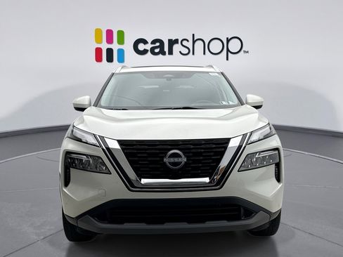 Used 2023 Nissan Rogue SV w/ SV Premium B Package image 8