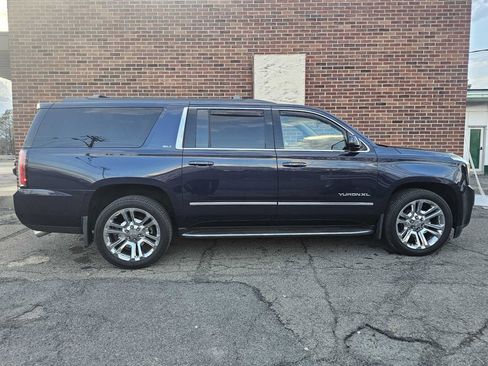 Used 2018 GMC Yukon XL SLT w/ Premium Edition image 23