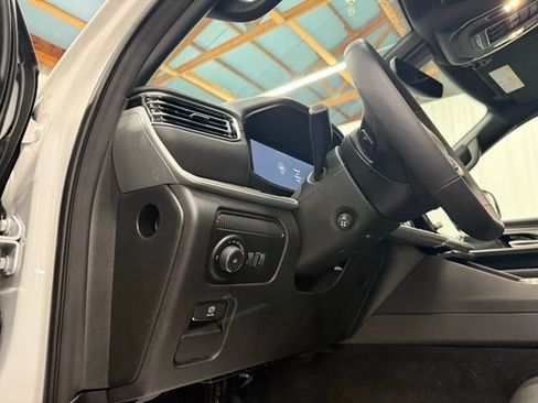 Used 2025 Jeep Wagoneer Series II w/ Premium Group I image 18