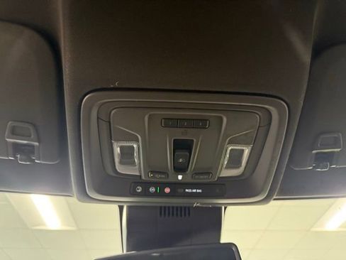 New 2026 GMC Sierra 1500 SLT w/ SLT Premium Plus Package image 18