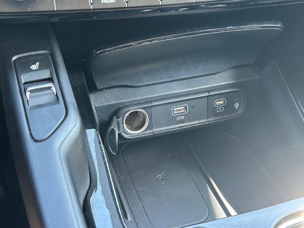 Used 2025 Kia Telluride S FWD image 30