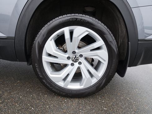 Used 2023 Volkswagen Atlas SE image 12