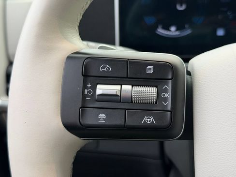 Certified 2025 Hyundai Santa Fe SEL AWD/4WD image 14