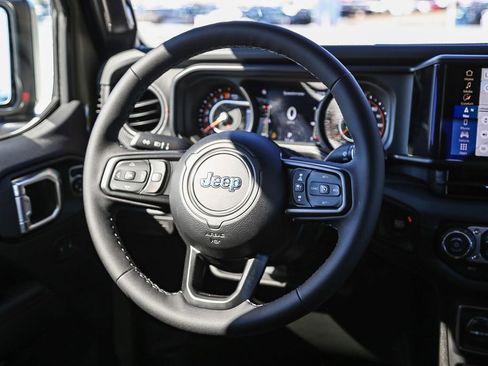 New 2026 Jeep Gladiator Rubicon AWD/4WD image 16
