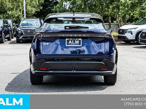 Used 2023 Nissan Ariya FWD image 12